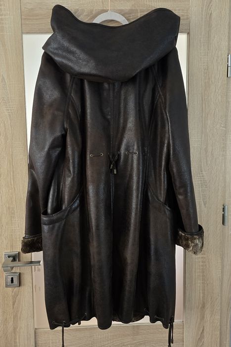 AB Nahlik płaszcz z kapturem kożuch poliestrowy futro rozmiar 48 4XL