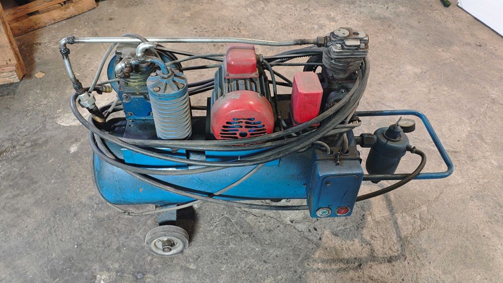 Polski kompresor 58l