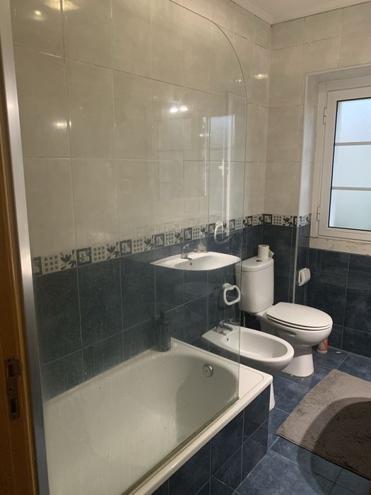 Quarto na Encarnação perto Metro