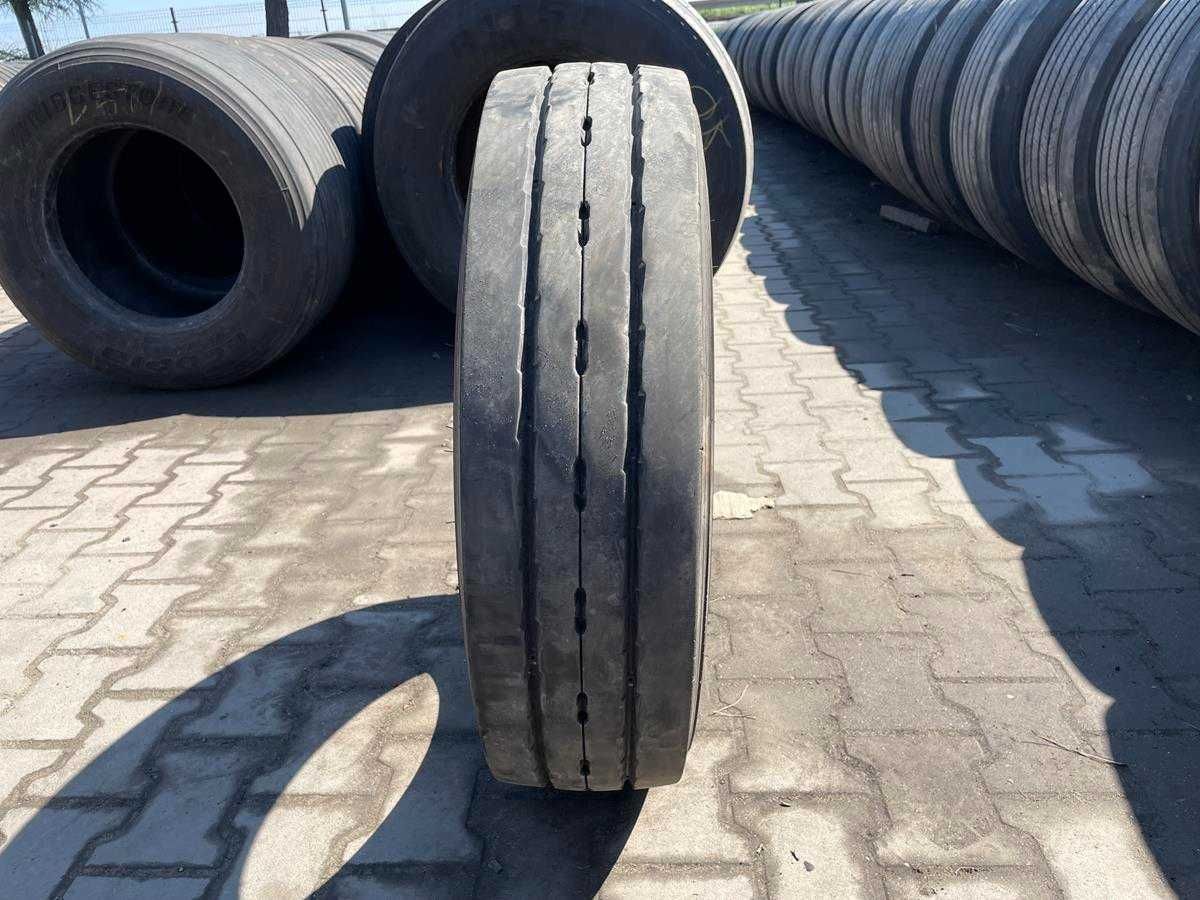 Opona używana ciężarowa naczepowa 215/75R17.5 MICHELIN X MULTI T2