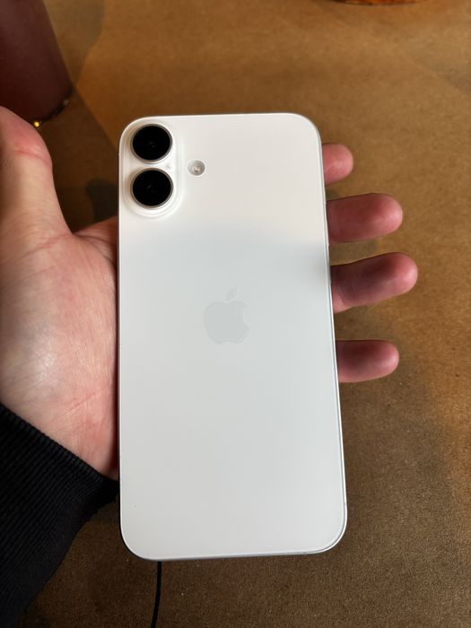 Iphone 16 plus 128 gb (16 плюс)