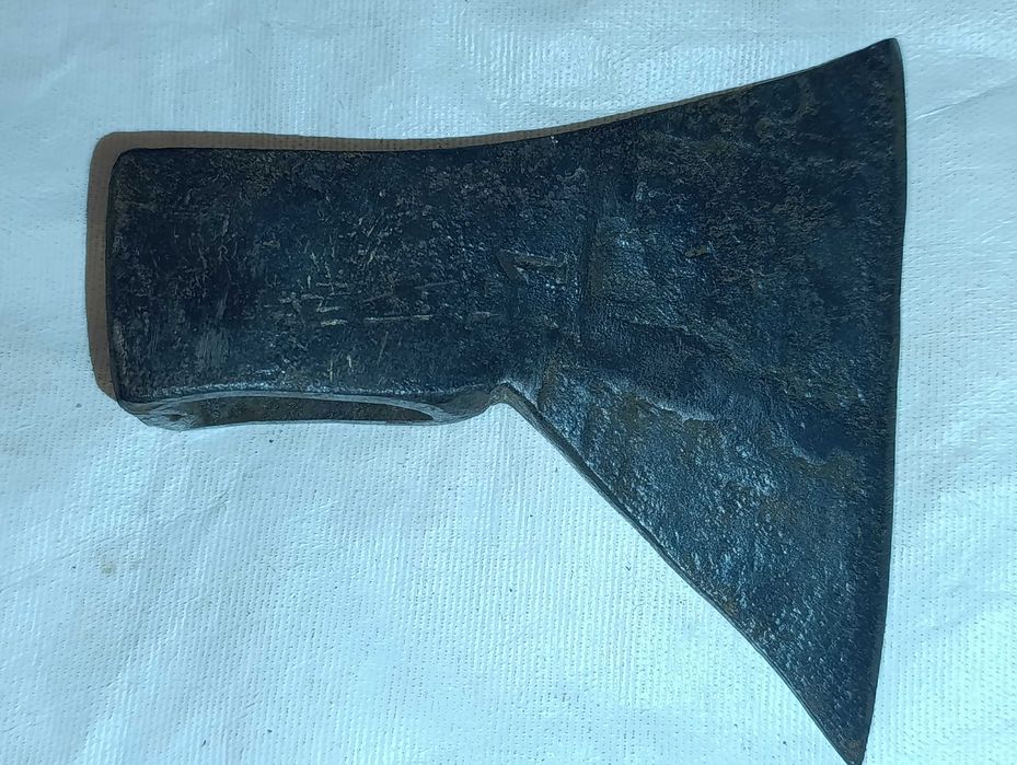 stary kuty toporek siekiera - sygnowana 560 gram