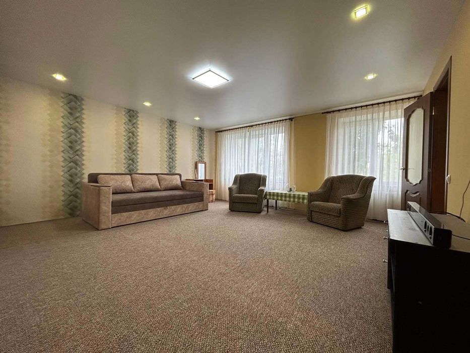 Продається двокімнатна квартира в Корабельному вул.Остапа Вишні S1