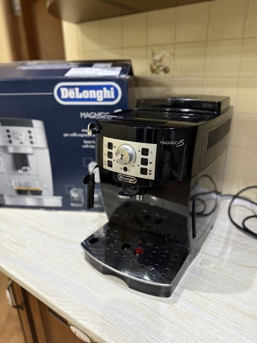Delonghi Magnifica S 2021 рік