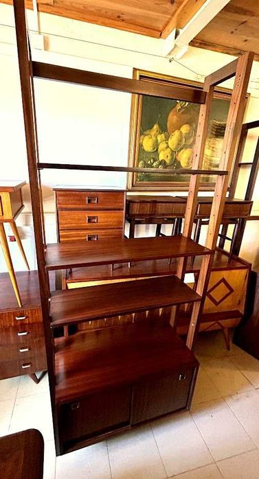 Estante olaio vintage + 86comp x 27prof x 40prof x 205alt.