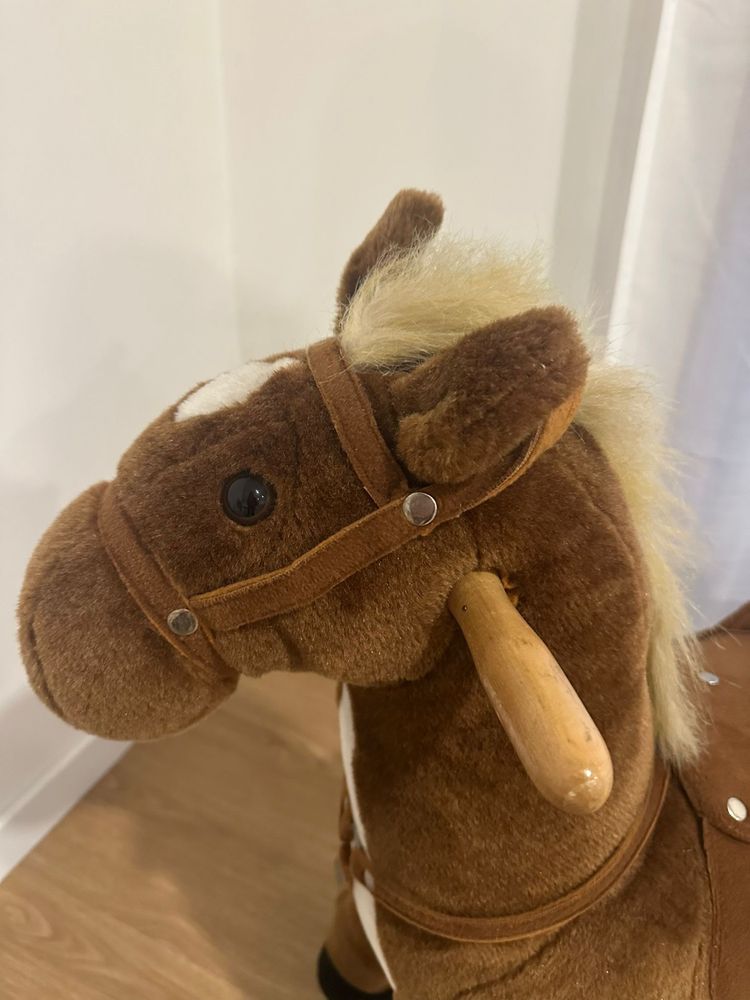 Cavalo de andar c/ som