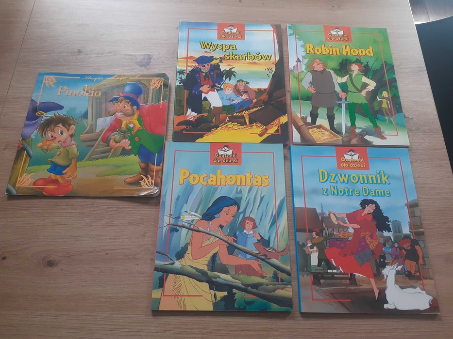 4 książeczki +1 gratis Pinokio
