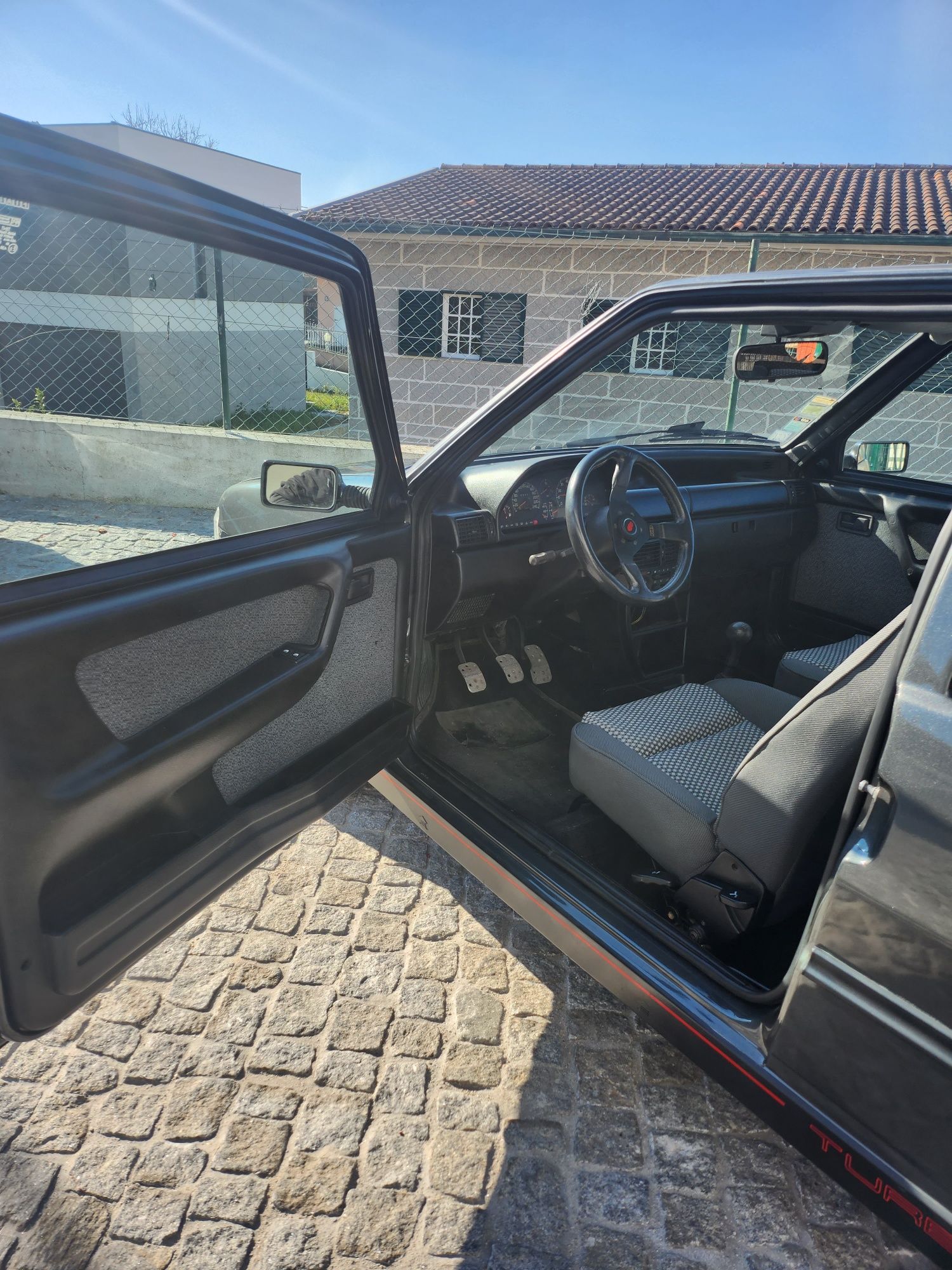 Vendo Fiat Uno turbo ie