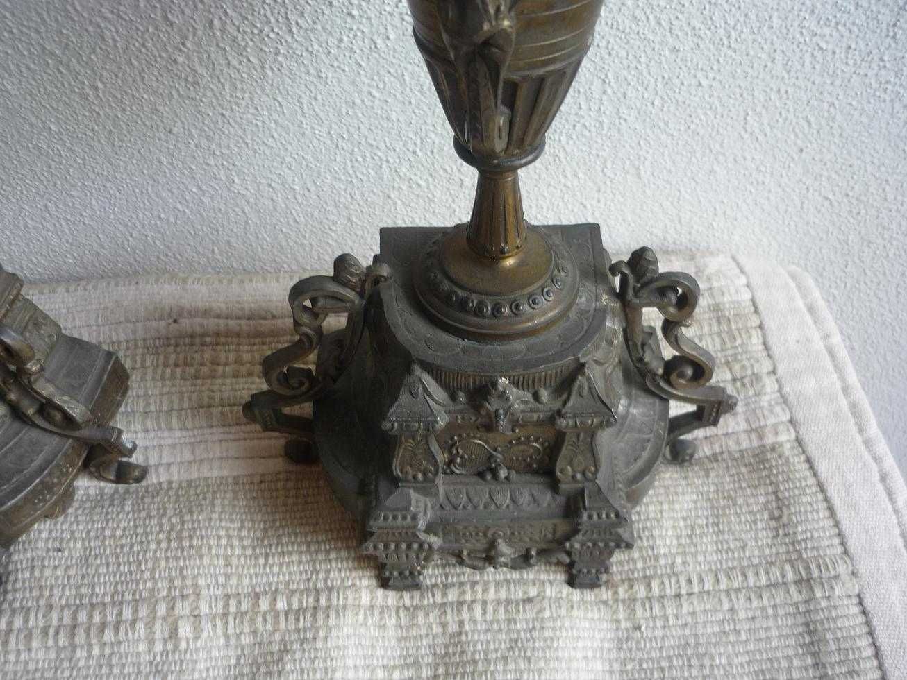 par candelabros para 4 lumes antigos