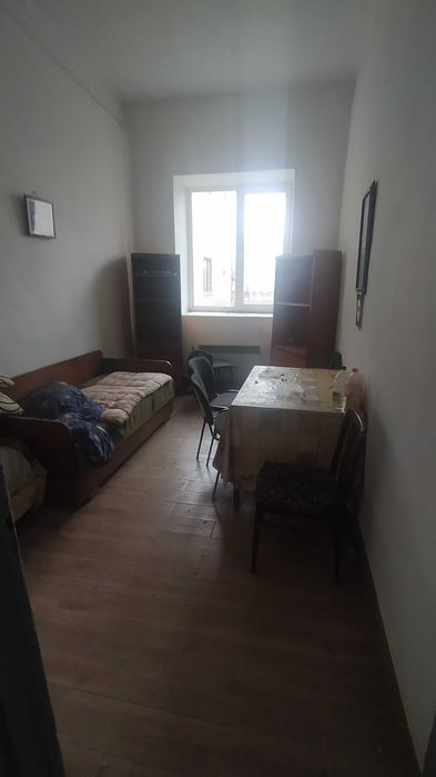 Продаж будівлі в м. Чоп – ідеальна локація для бізнесу або складу!