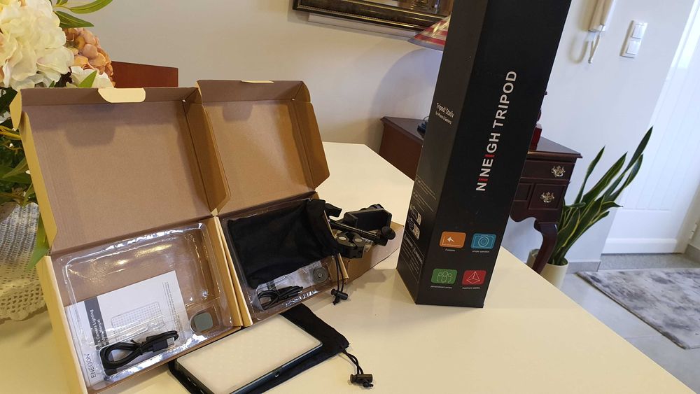 Luz estúdio LED  +  Tripé 190cm + Braço Articulado (NOVOS)