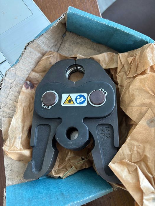 Szczęki zaciskowe Sanha 22