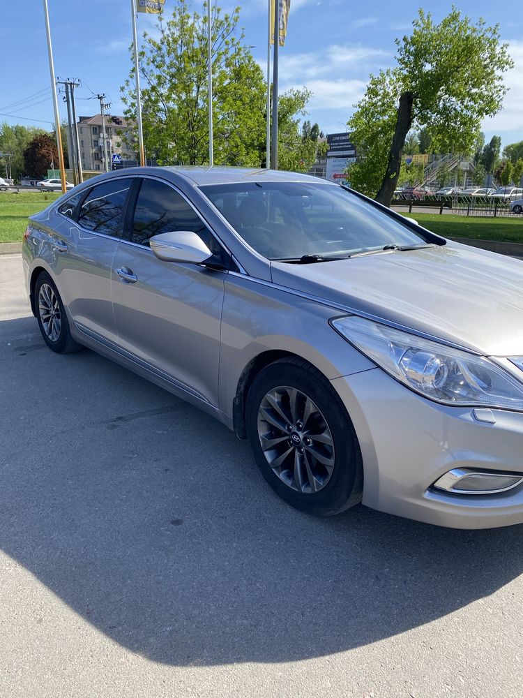 Hyundai Grandeur 2012 V6 3.0 250 к.с.