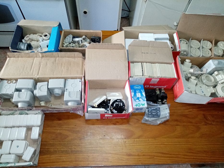 Material elétrico de alta e média tensão