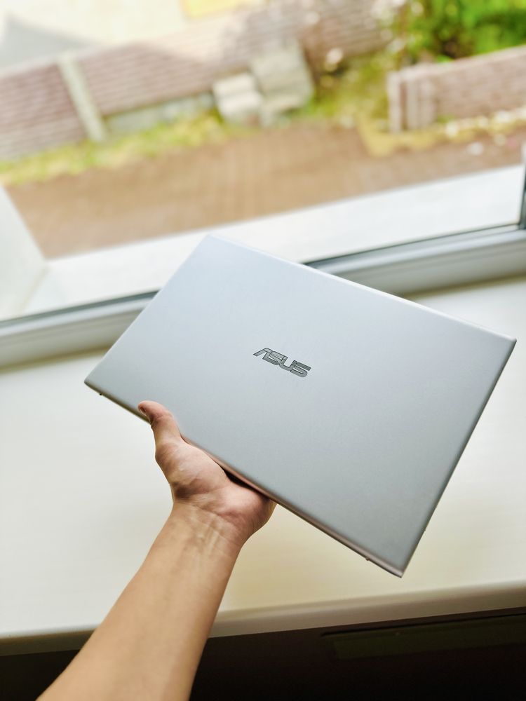 ‼️ Asus VivoBook‼️15.6/SSD256GB/8GB/Windows 11 Home!!!
