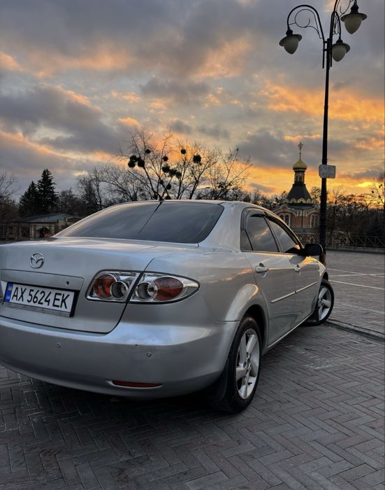 Mazda 6, 2004 року