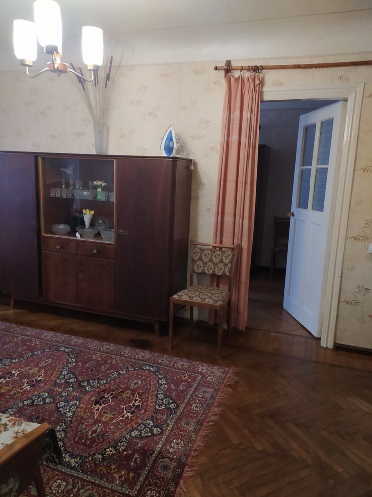 Сдам 2 кім. Квартиру. Критий ринок