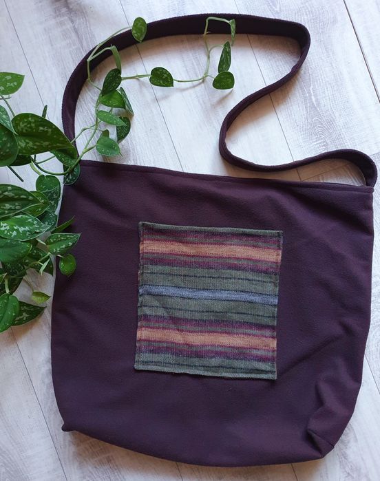 Duża torebka pojemna  na ramię