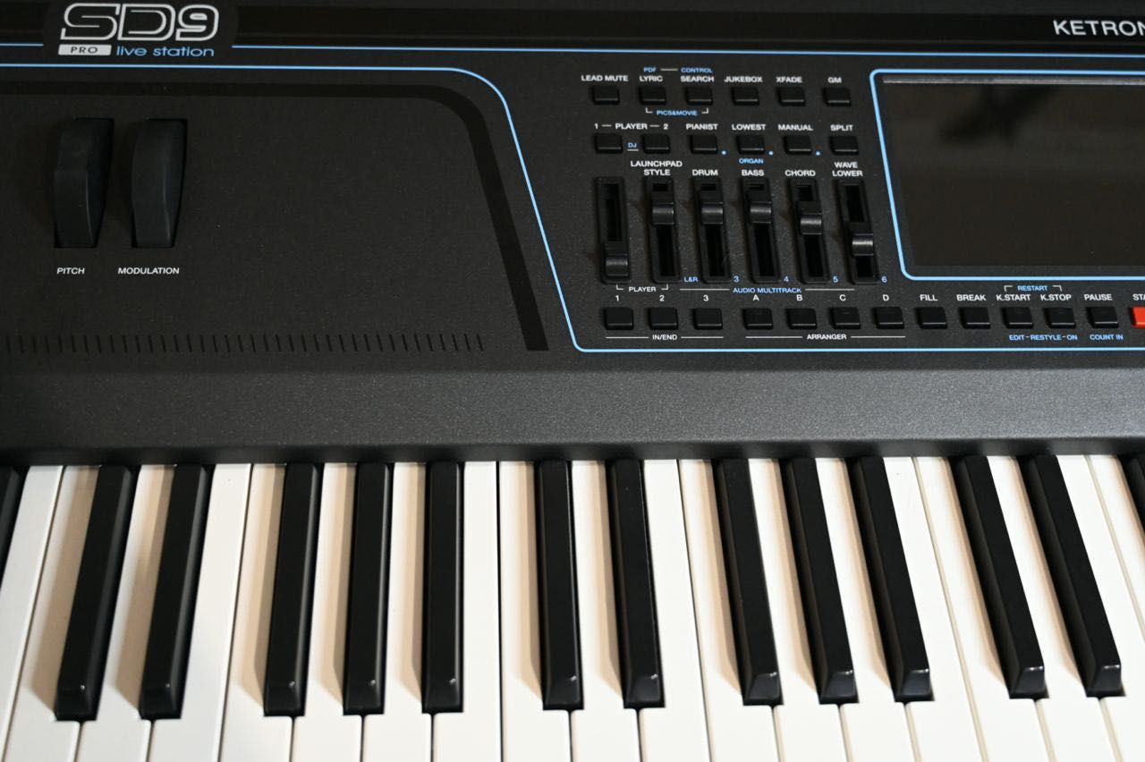 Ketron SD9 синтезатор