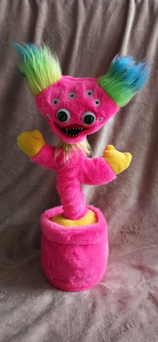 Танцующий кактус хагги вагги киси миси