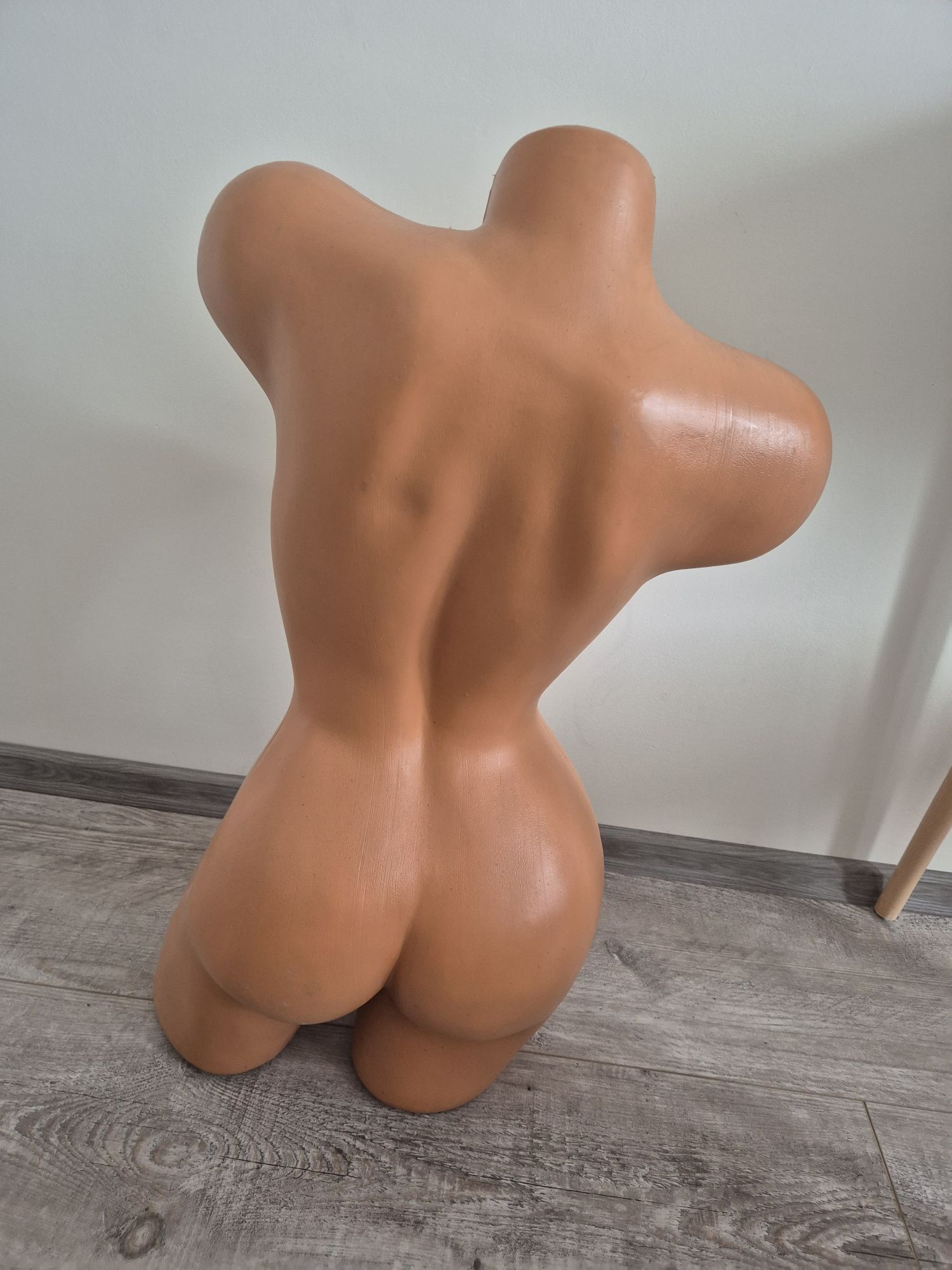 Manekin popiersie damskie