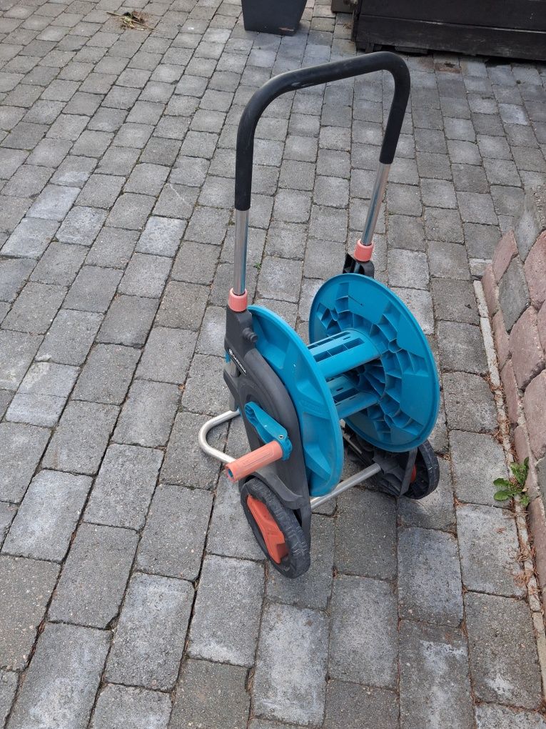 Zwijacz nawijacz na węża