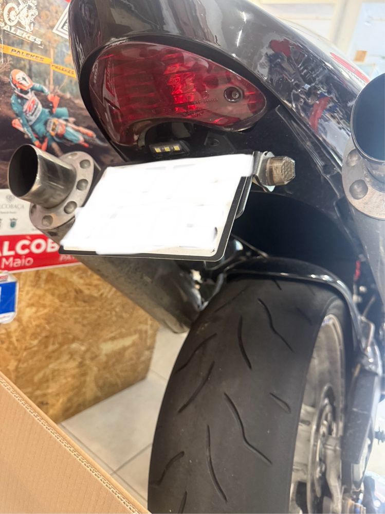 TL1000R excelente estado , como novo