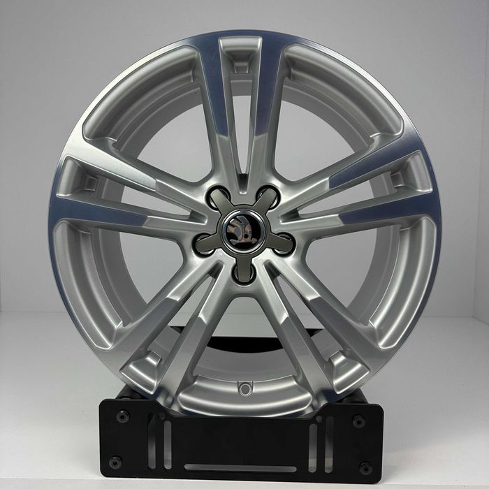 NOWE ORYGINALNE Felgi 18" Skoda Octavia Superb Karoq Kodiaq Yeti