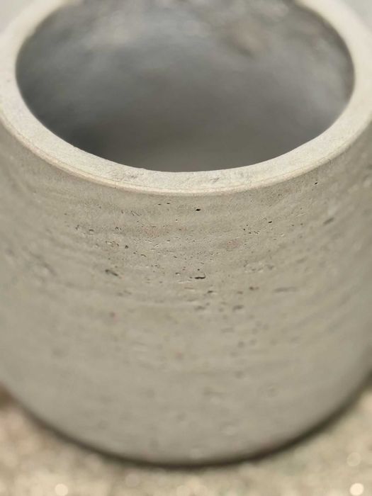 Vaso Decorativo em Concreto - PERFEITO ESTADO