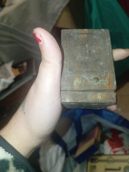 Bússola antiga madeira