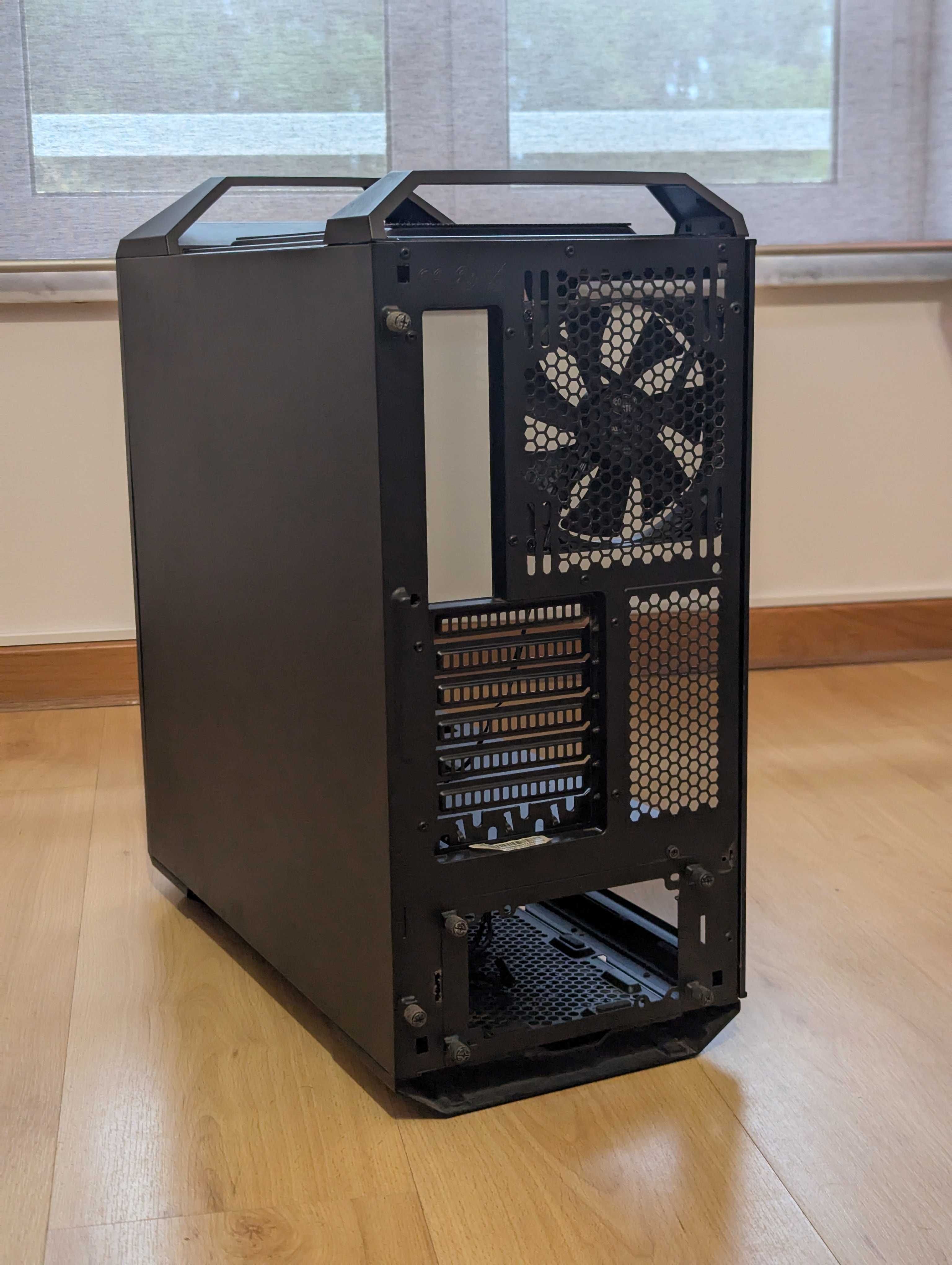 Caixa Cooler Master MC500