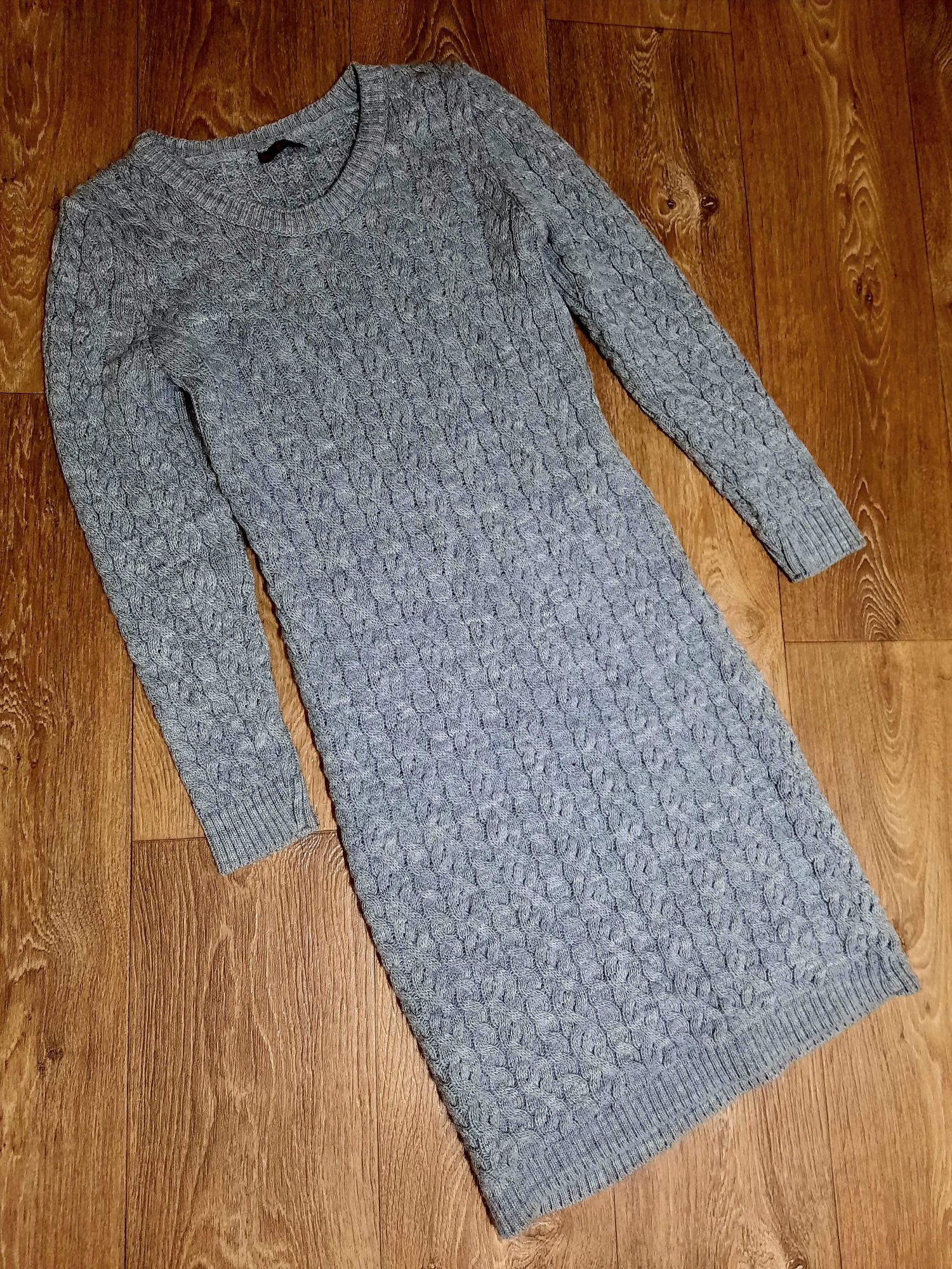 Женское вязаное платье 44-46 р М-L