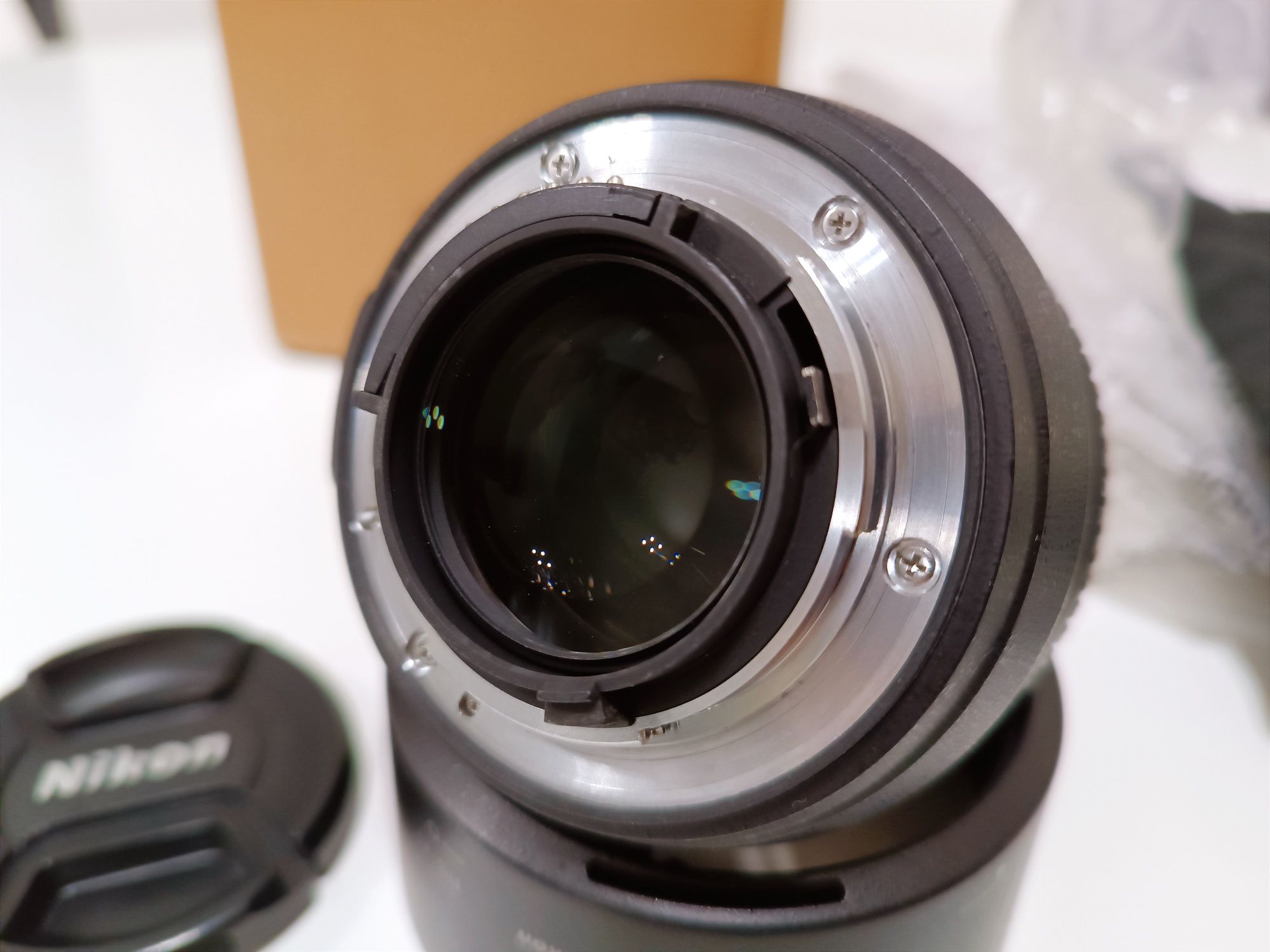 Nikon AF-S 50mm f/1.4G impecável.