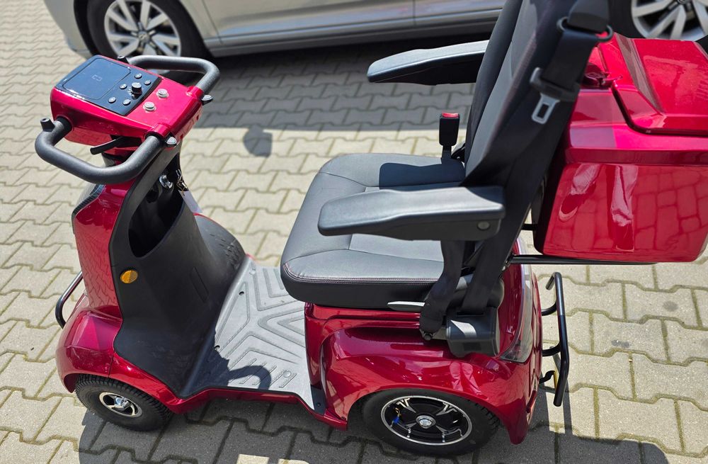 Skuter, wózek inwalidzki elektryczny Econelo POWYSTAWOWY!!!