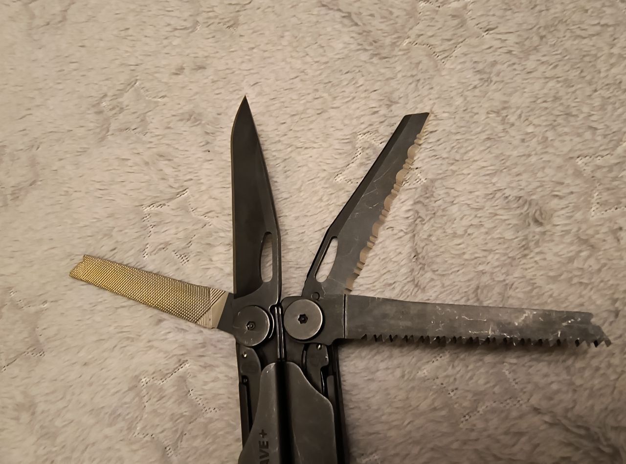 Мультитул Leatherman WAVE PLUS BLACK синтетичний чохол Molle.