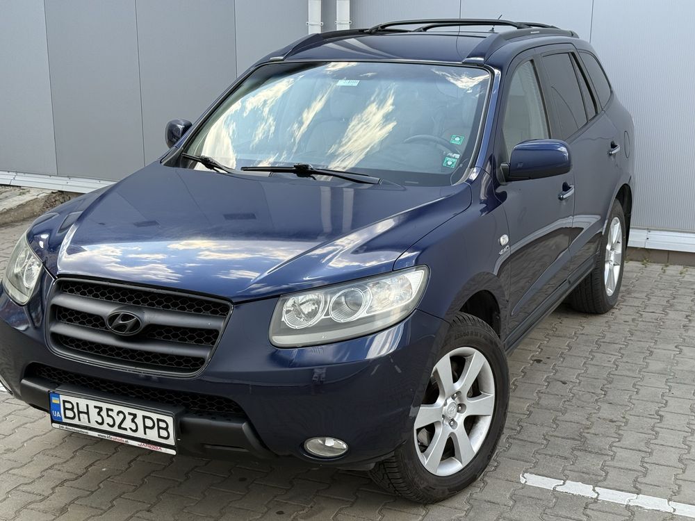 Hyundai Santa FE 2.2 Дизель - Автомат Красивая кожа