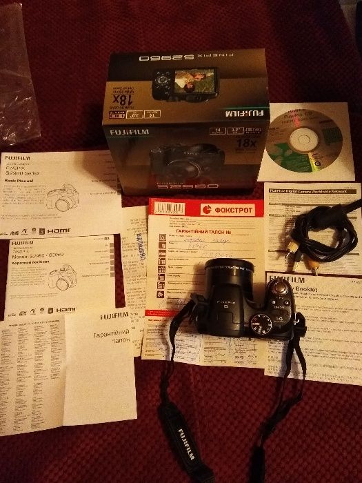 Цифровой фотоаппарат Fujifilm FinePix S2960 с чеком и документами