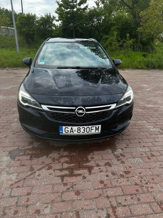 Opel Astra Sprzedam Opel Astra Sports Tourer 1.6 CDTI MR 16 E6 DYNAMIC