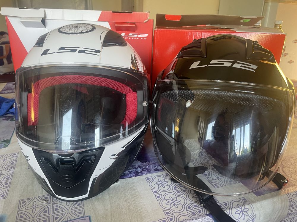 Vendo dois capacetes