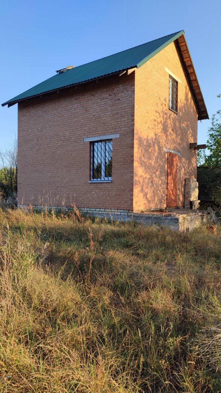 Продам будинок з ділянкою. Село Гавронщина, Київська вул.