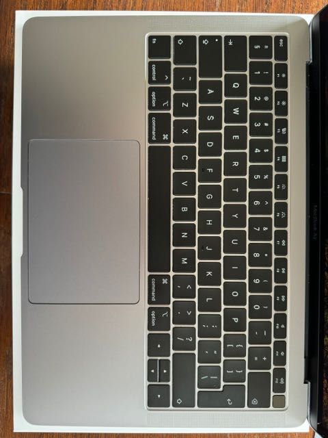 Macbook Air Space Gray Idealny 2018 A1932