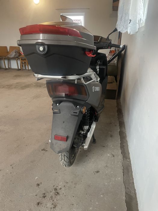 Ліберті електроскутер новий