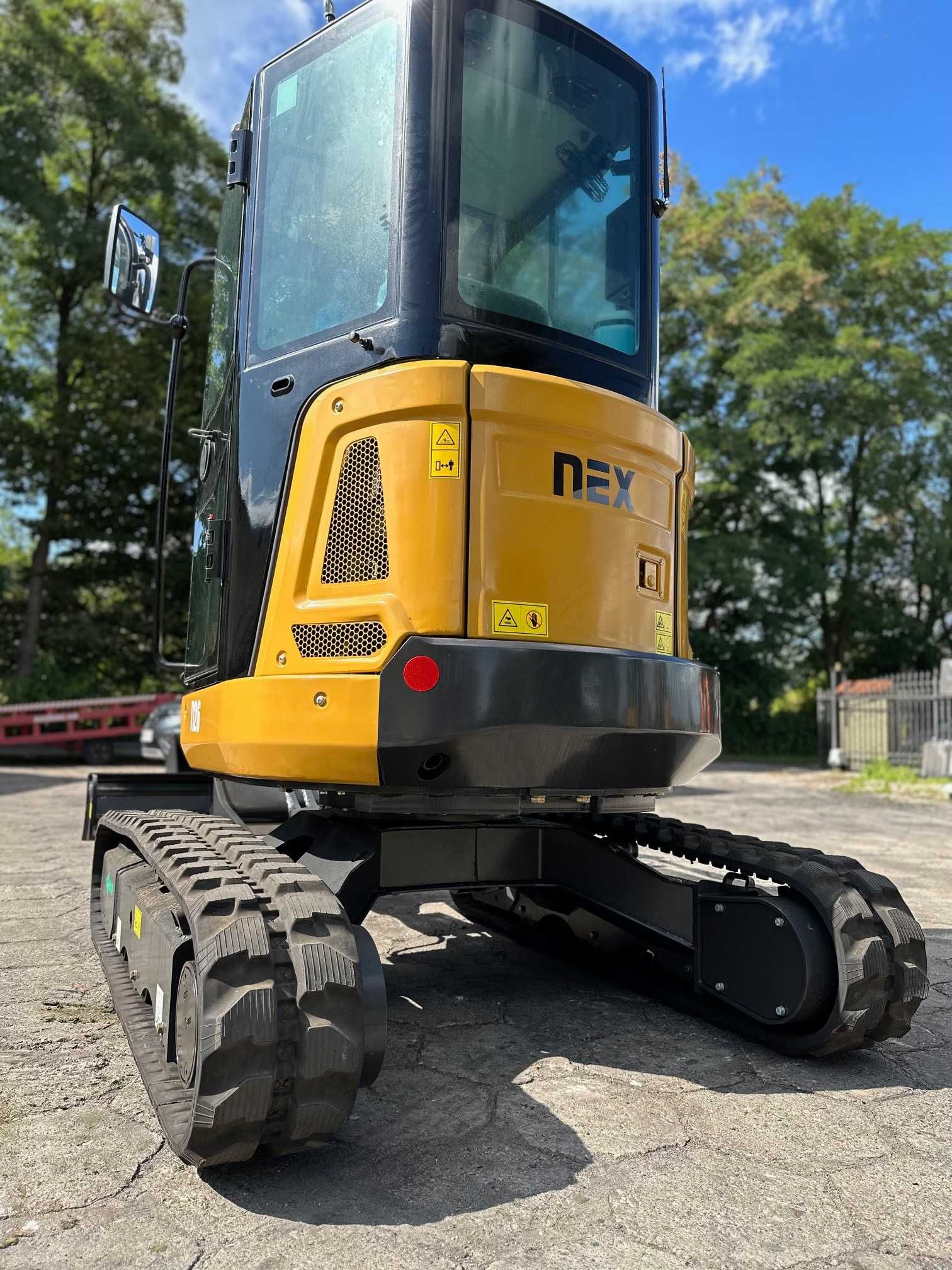 NEX N26 Nowa Minikoparka 2600 kg