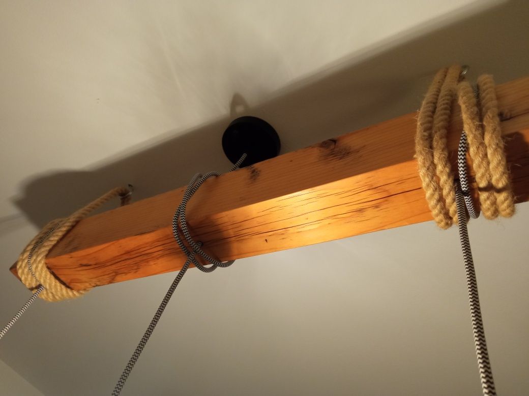 Lampa wisząca z starej belki-handmade.