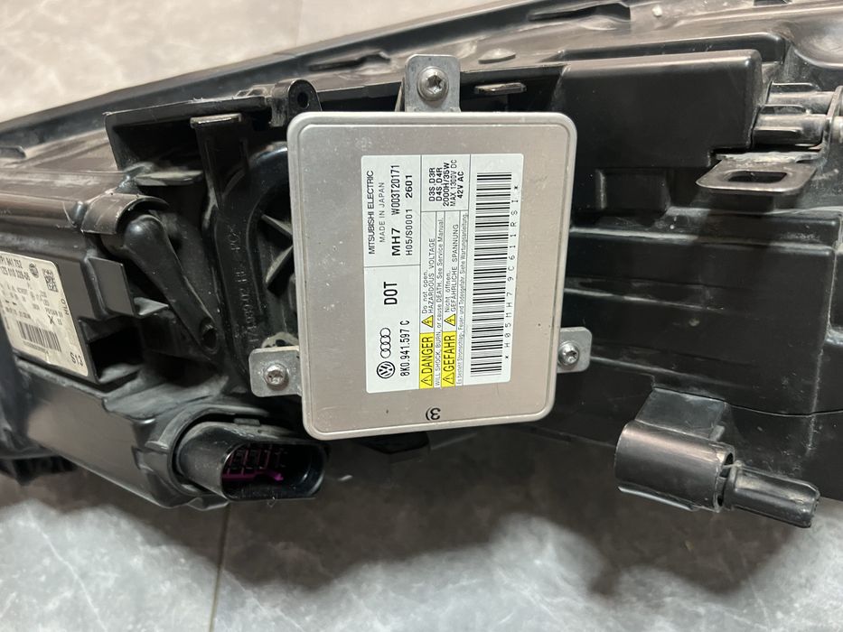 7P1941752 Фара правая Volkswagen Touareg 2010-2017