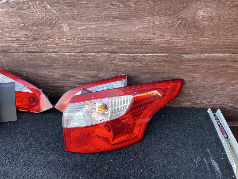 Стопи, стоп, ліхтарі задні Ford Focus 3 Форд Фокус 3 універсал (11-14)