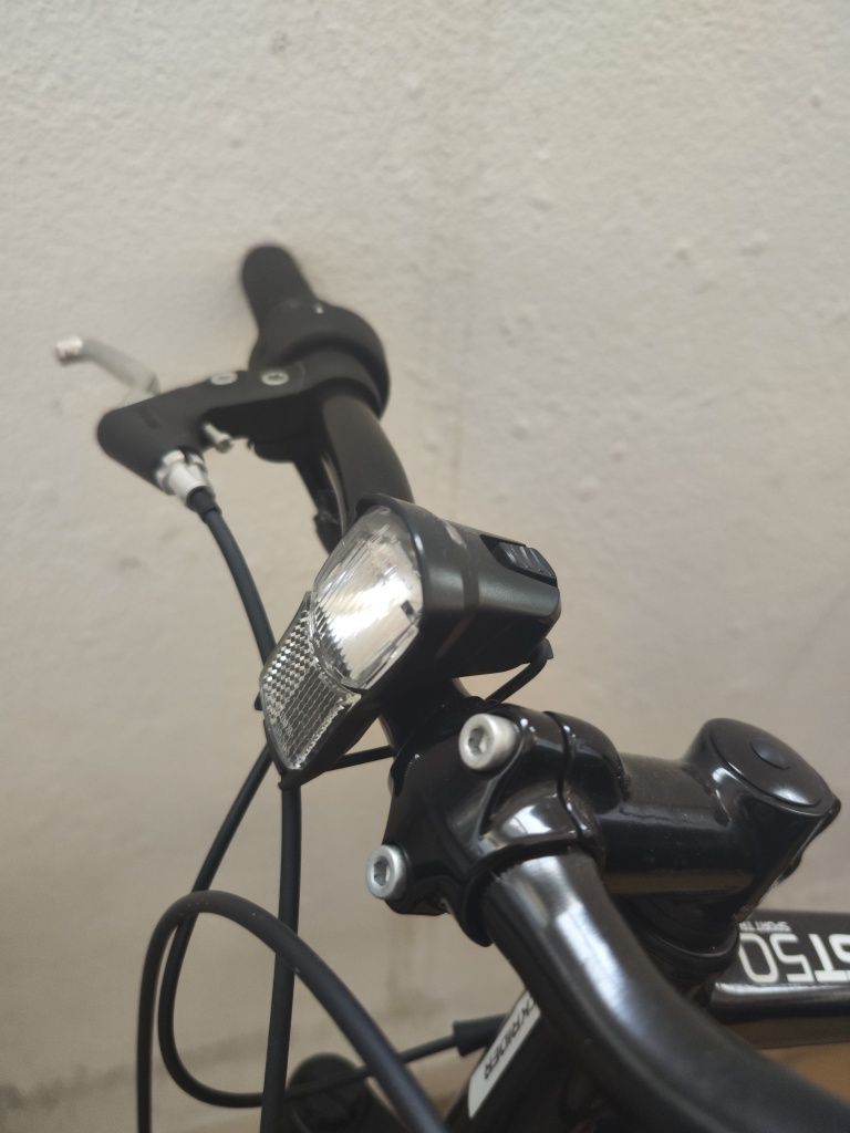 Bicicleta Rockrider st50 nova