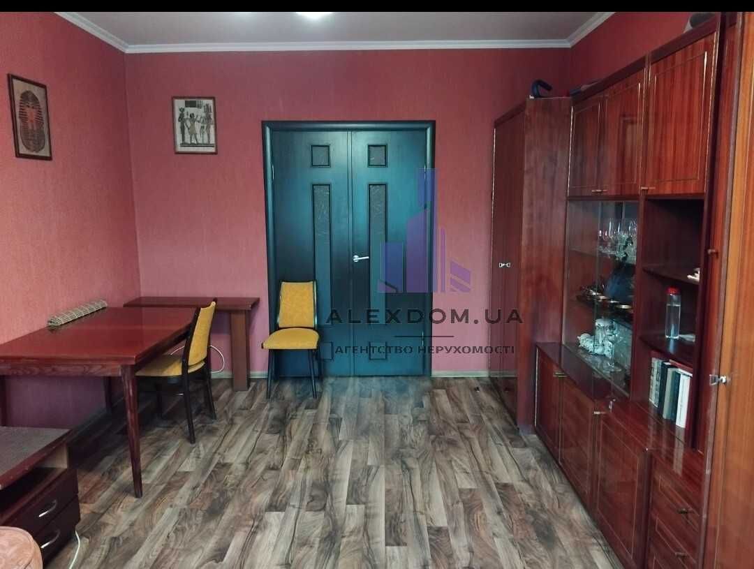 Продається 3к квартира 69м2, бульвар Незалежності буд. 15 .Бровари