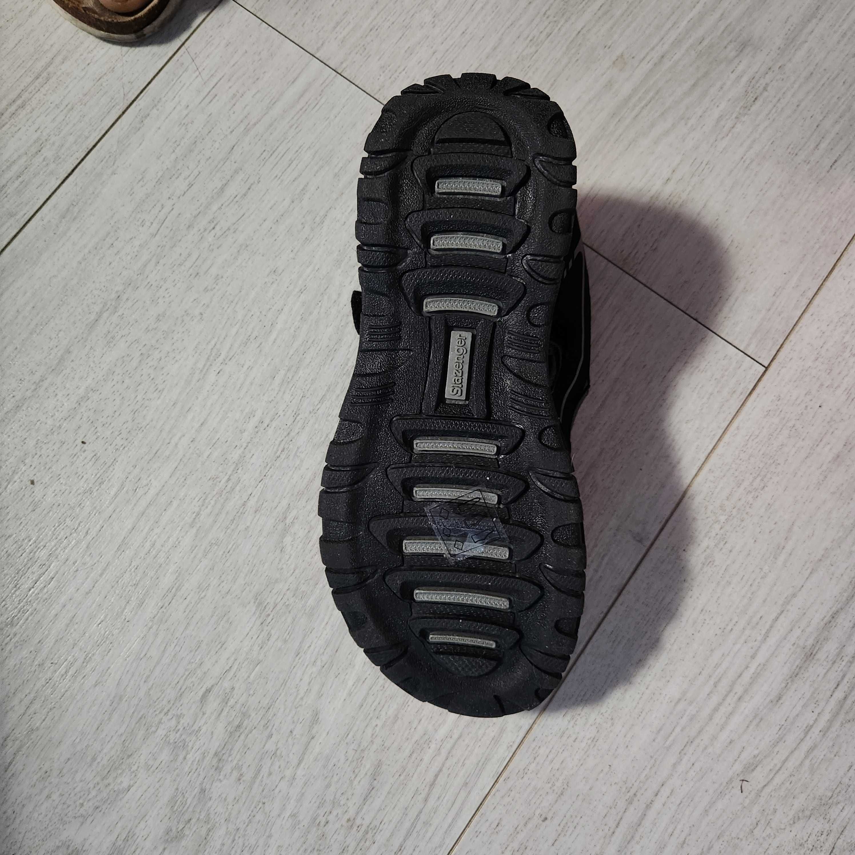 Спортивні босоніжки  Slazenger