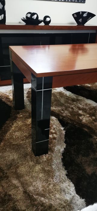 Mesa Jantar Extensível IMPECÁVEL